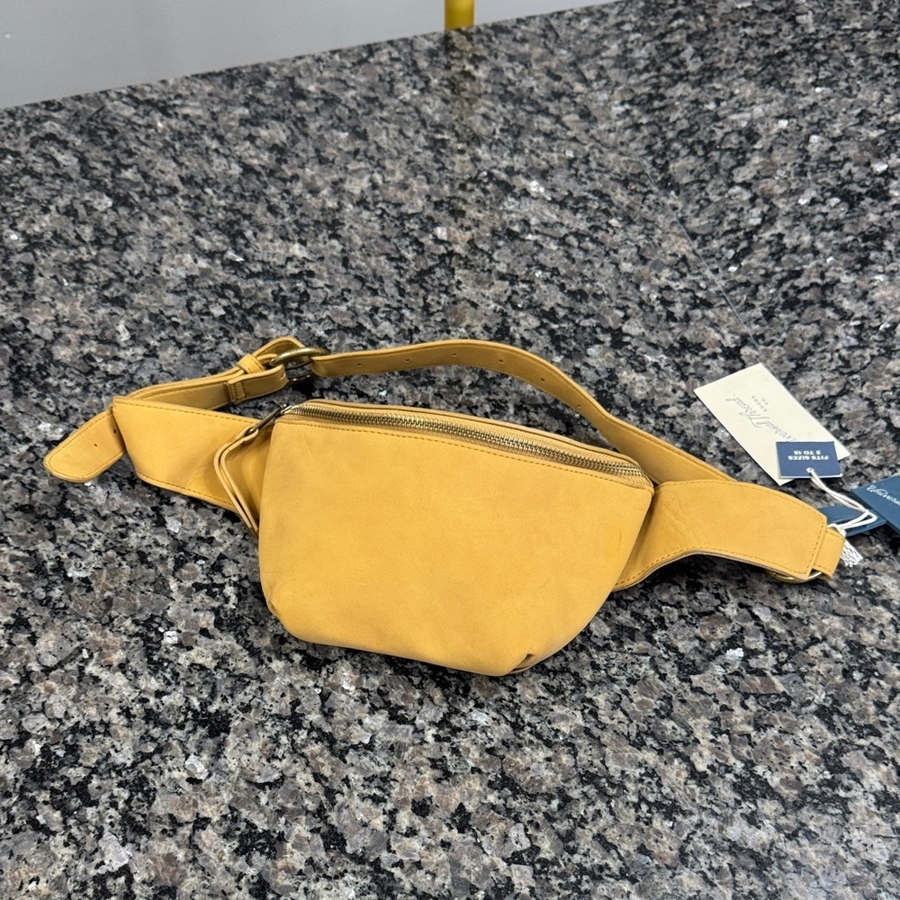Universal Thread mustard Yellow Belt Bag NEW